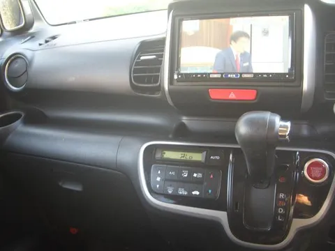 Honda N-BOX Plus