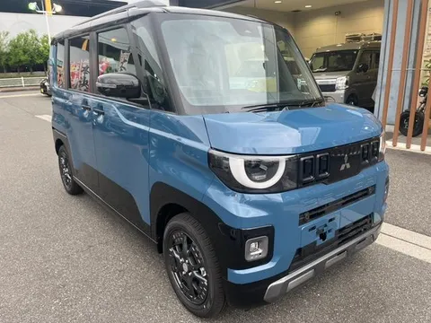Mitsubishi Delica Mini
