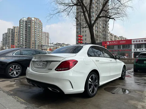 Mercedes-Benz C-Class