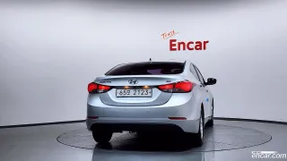 Hyundai Elantra (Avante)