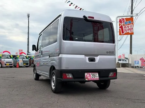 Daihatsu Hijet Cargo