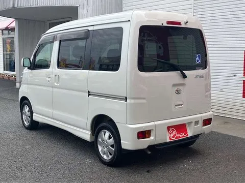 Daihatsu Atrai Wagon
