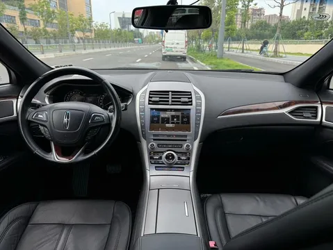 Lincoln MKZ