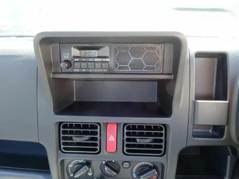 Nissan Clipper Truck