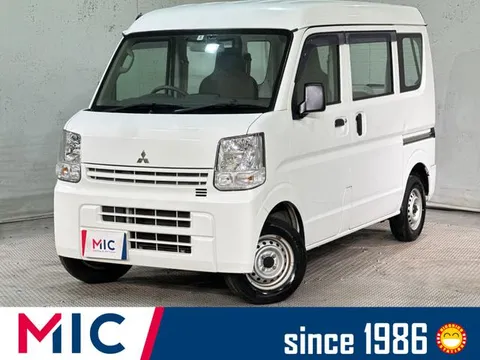 Mitsubishi Minicab Van