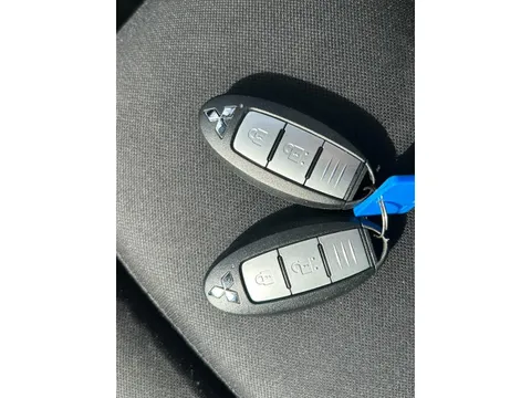 Mitsubishi eK X