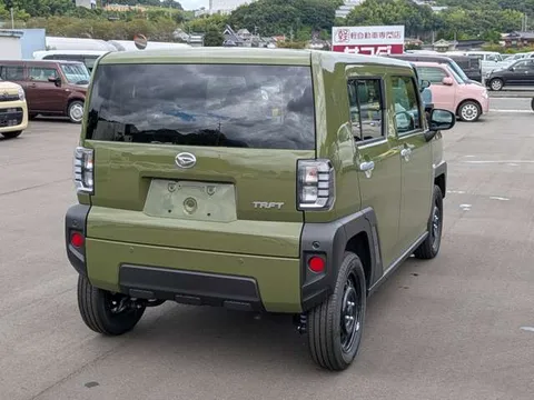 Daihatsu Taft