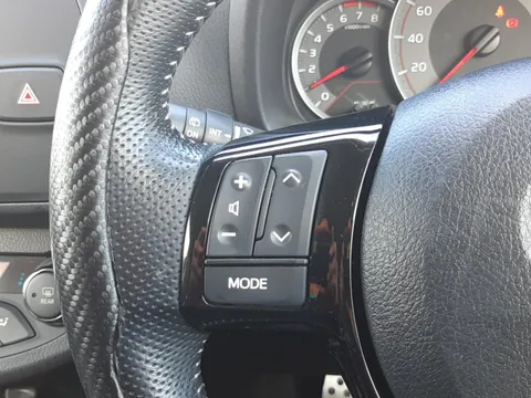 Toyota Yaris (Vitz)