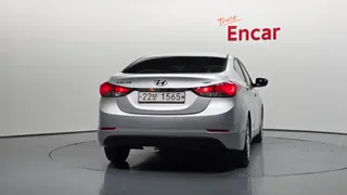 Hyundai Elantra (Avante)