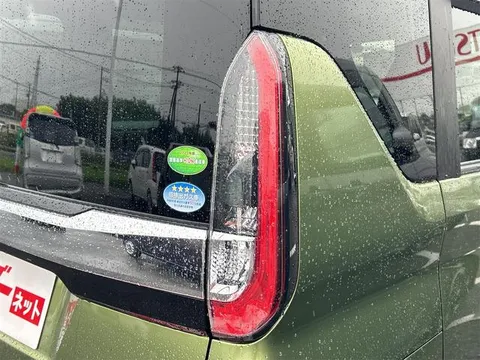 Mitsubishi eK X Space