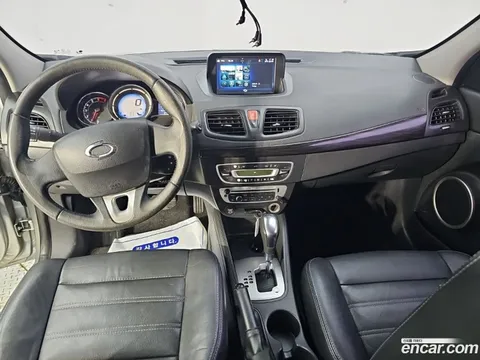 Renault SM3