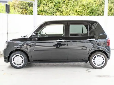 Daihatsu Mira Tocot