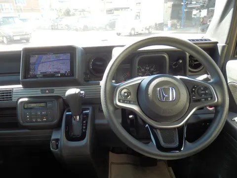 Honda N-VAN Plus Style