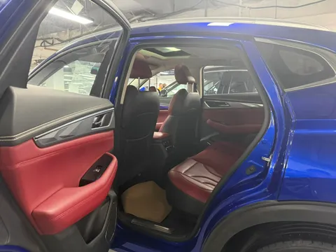 Changan CS85