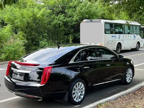 Cadillac XTS