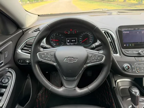 Chevrolet Malibu XL