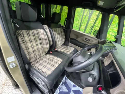 Honda N-BOX Joy