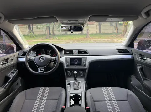 Volkswagen Lamando