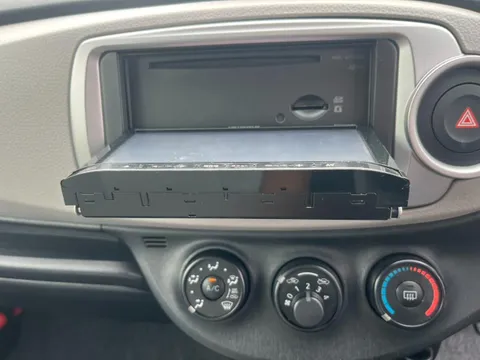 Toyota Yaris (Vitz)