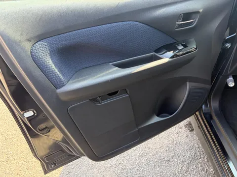 Mitsubishi eK X
