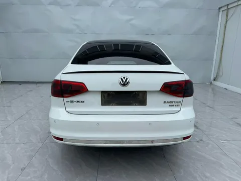 Volkswagen Sagitar