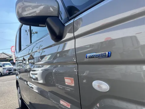 Suzuki Spacia