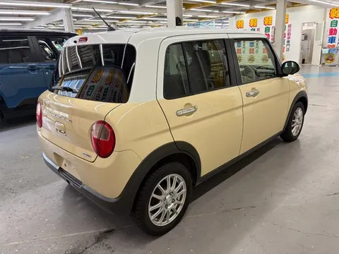 Suzuki Alto Lapin