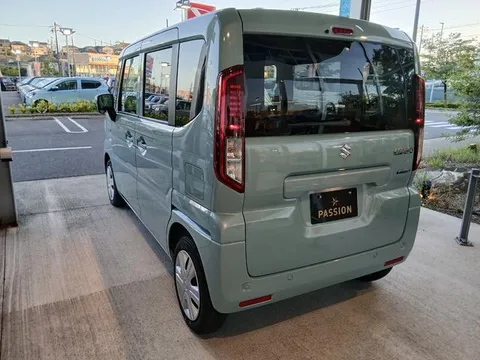 Suzuki Spacia