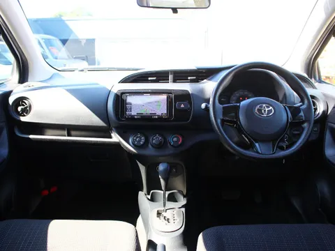 Toyota Yaris (Vitz)