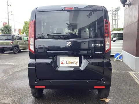 Suzuki Spacia