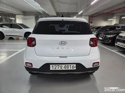 Hyundai Venue