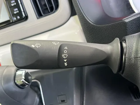 Daihatsu Mira Tocot