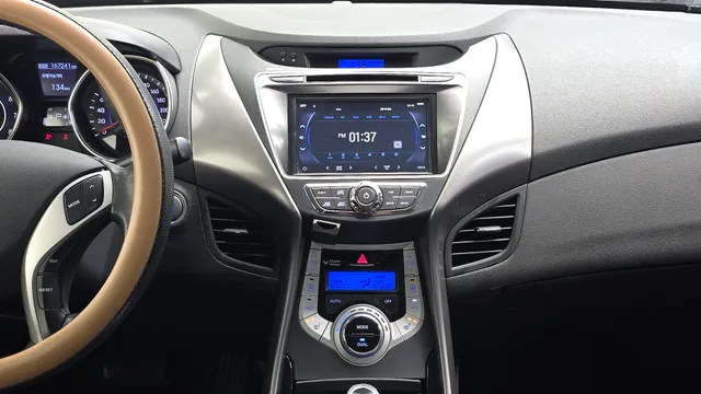 Hyundai Elantra (Avante)