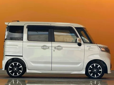 Suzuki Spacia Custom