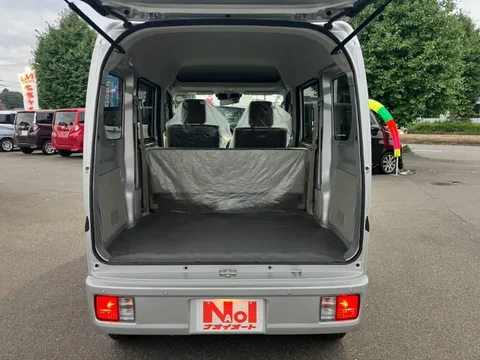 Nissan Clipper