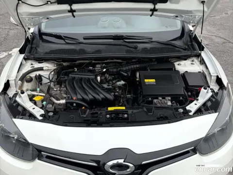 Renault SM3