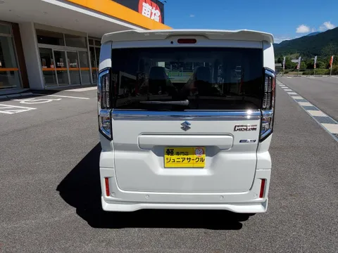 Suzuki Spacia Custom