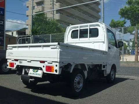 Nissan Clipper Truck