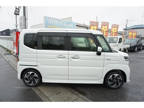 Suzuki Spacia Custom