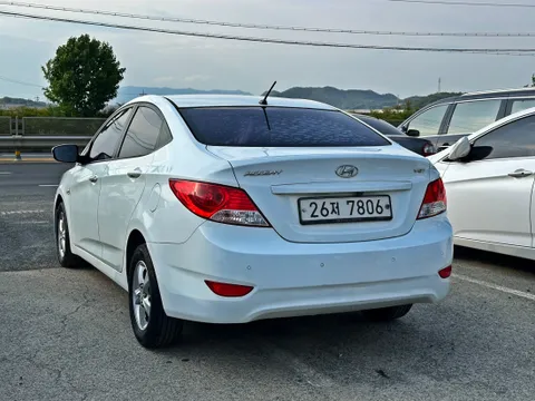 Hyundai Accent