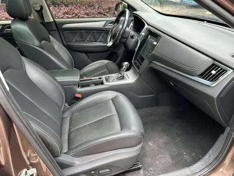 Roewe RX5