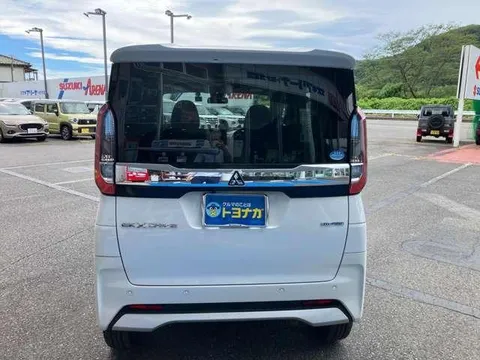 Mitsubishi eK X Space