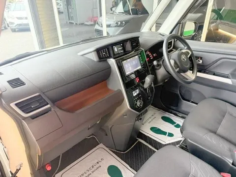 Toyota Tank