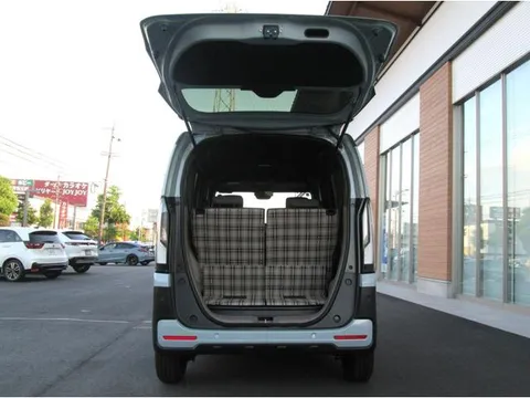 Honda N-BOX Joy