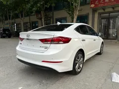 Hyundai Elantra (Avante)