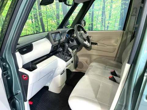 Mitsubishi eK Space