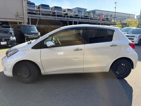 Toyota Yaris (Vitz)
