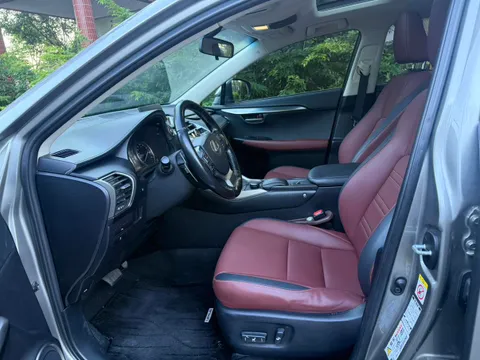 Lexus NX