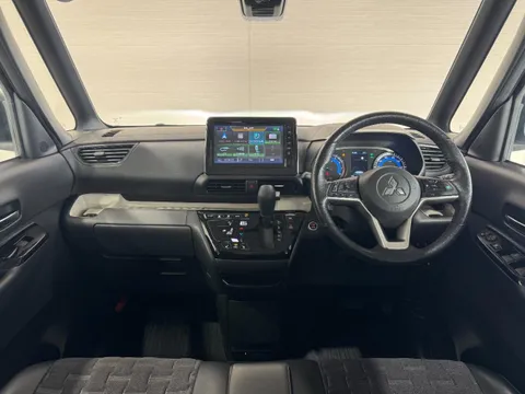 Mitsubishi Delica Mini