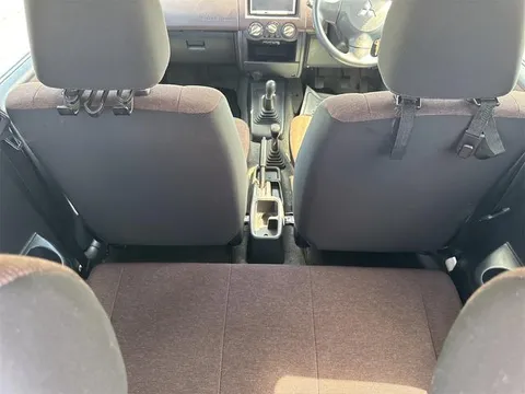 Mitsubishi Pajero Mini